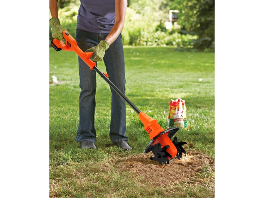 Black + Decker BETL1820LGB 18V Tiller with 1 × 2.0Ah Battery