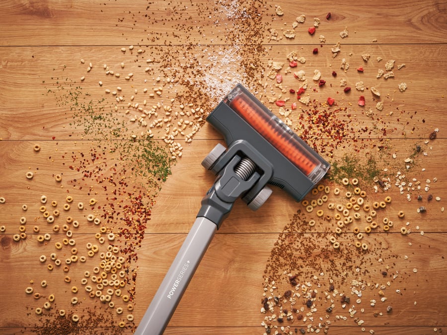 Black + Decker BHFEA18D1GB POWERSERIES+ 18V Stick Vacuum with 1 × 2.0Ah Battery