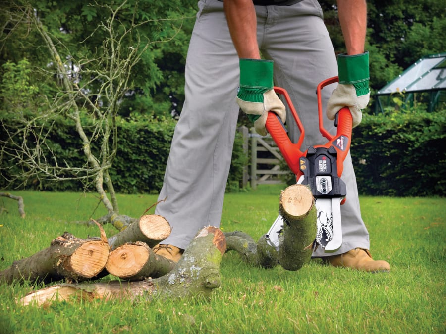 Black + Decker GK1000GB 550W Alligator Powered Lopper