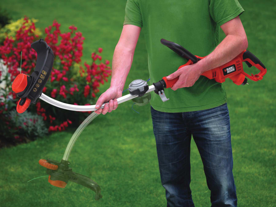 Black + Decker GL9035GB 900W Corded Grass Strimmer 240V