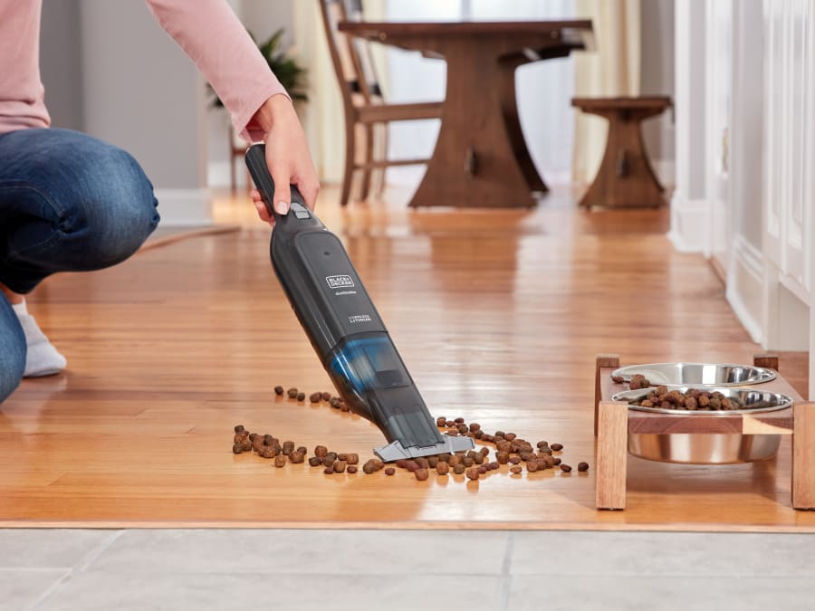 Black + Decker HLVC320B11 12V Slim Dustbuster