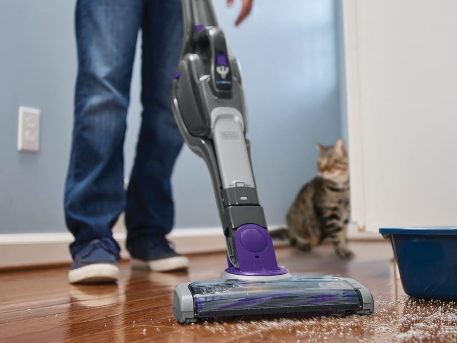 Black + Decker SVJ520BFSPGB Cordless Pet Dustbuster Vacuum