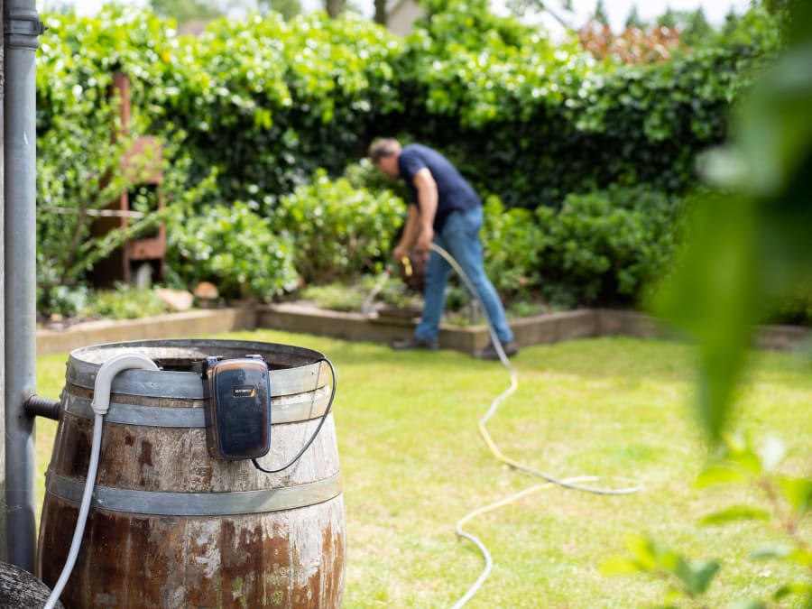 Batavia 7064056 18V MAXXPACK Water Pump Bare Unit