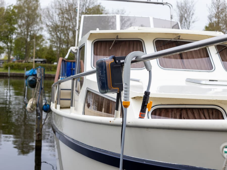 Batavia 7064056 18V MAXXPACK Water Pump Bare Unit