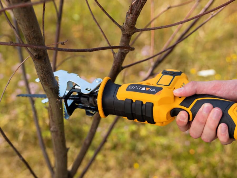 Batavia 7064217 12V Reciprocating Saw Bare Unit