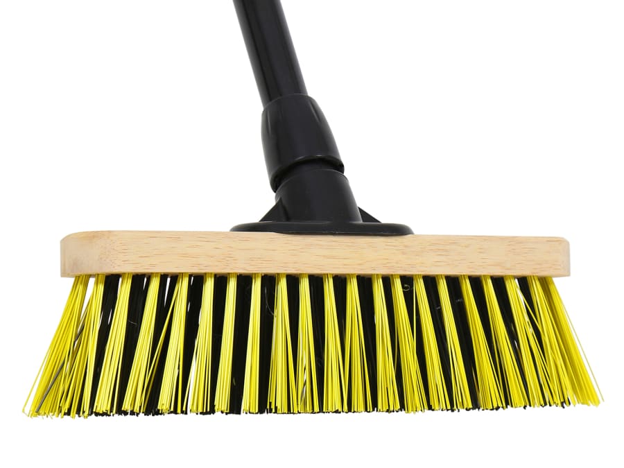 Bulldozer HQCOP02BYC4 Wooden Broom with Metal Handle 279mm