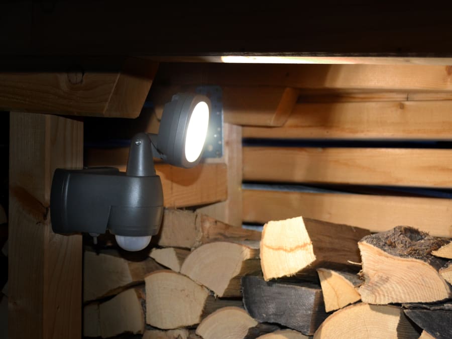 Brennenstuhl LUFOS 200 Wireless SMD-LED Light with Motion Detector 210 Lumen