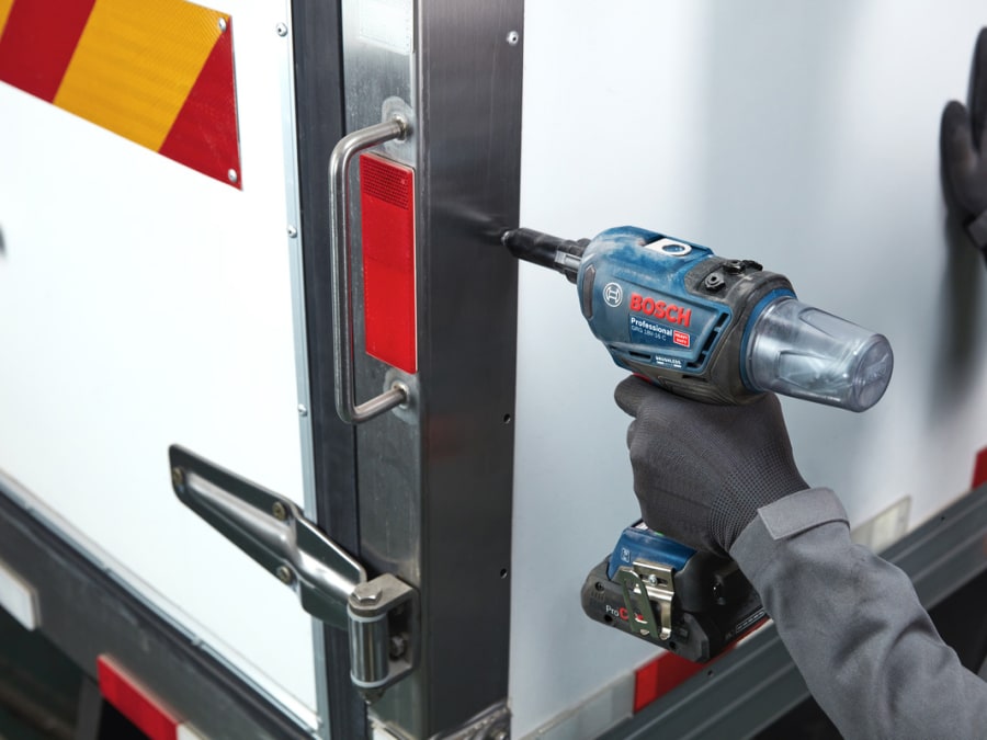 Bosch 06019K5071 GRG 18V-16 C Rivet Gun with 2 × 2.0Ah Batteries