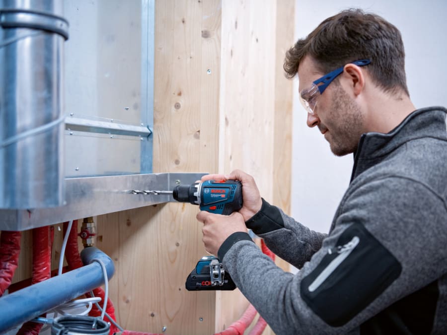 Bosch GSR 18V-90C Professional 18V Drill Driver with 2 × 4.0Ah Batteries