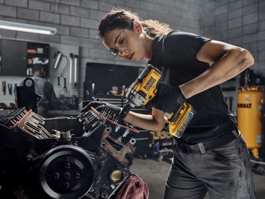 Dewalt Power Tools Dewalt DCF891H2TGB 18V XR Brushless High Torque Impact Wrench with 2 ×