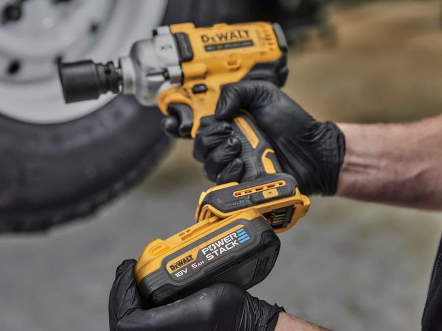 Dewalt Power Tools Dewalt DCF891H2TGB 18V XR Brushless High Torque Impact Wrench with 2 ×