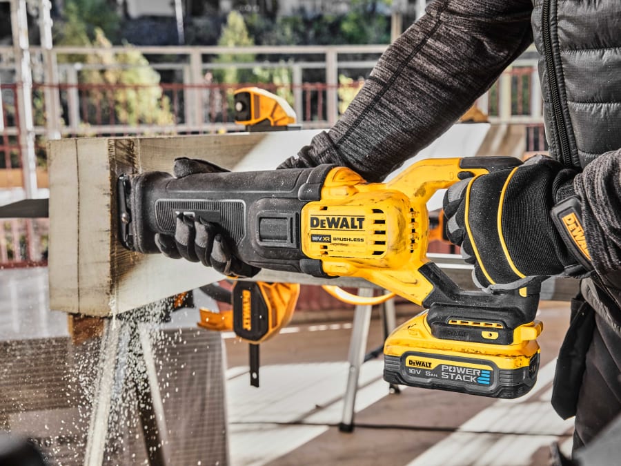 Dewalt Power Tools Dewalt DCS386H2TGB 18V XR Reciprocating Saw with 2 × 5.0Ah POWERSTACK
