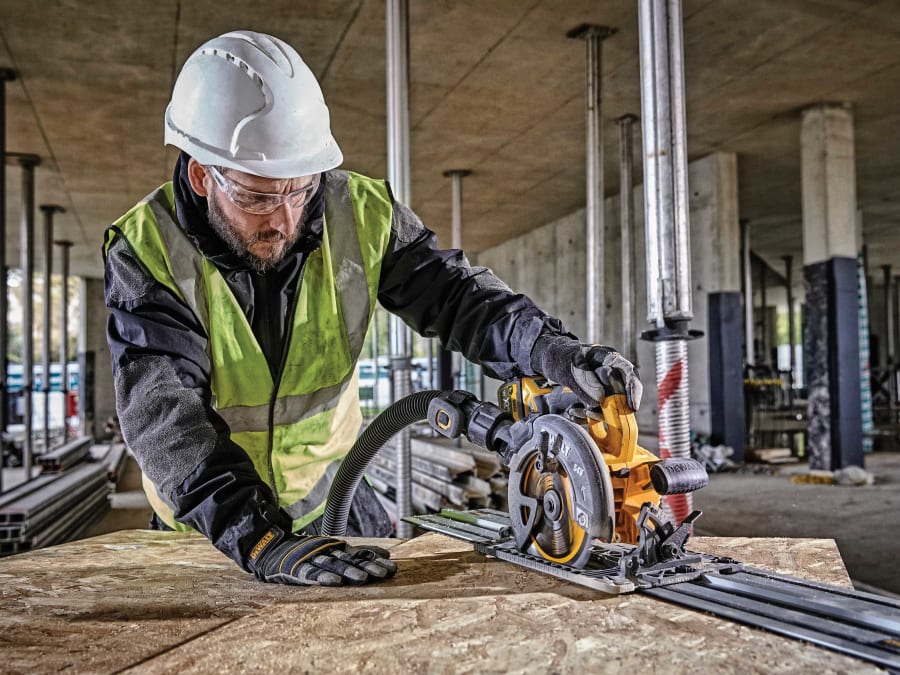 Dewalt Power Tools Dewalt DCS579X2GB 54V XR FlexVolt Circular Saw 190mm with 2 × 9.0Ah