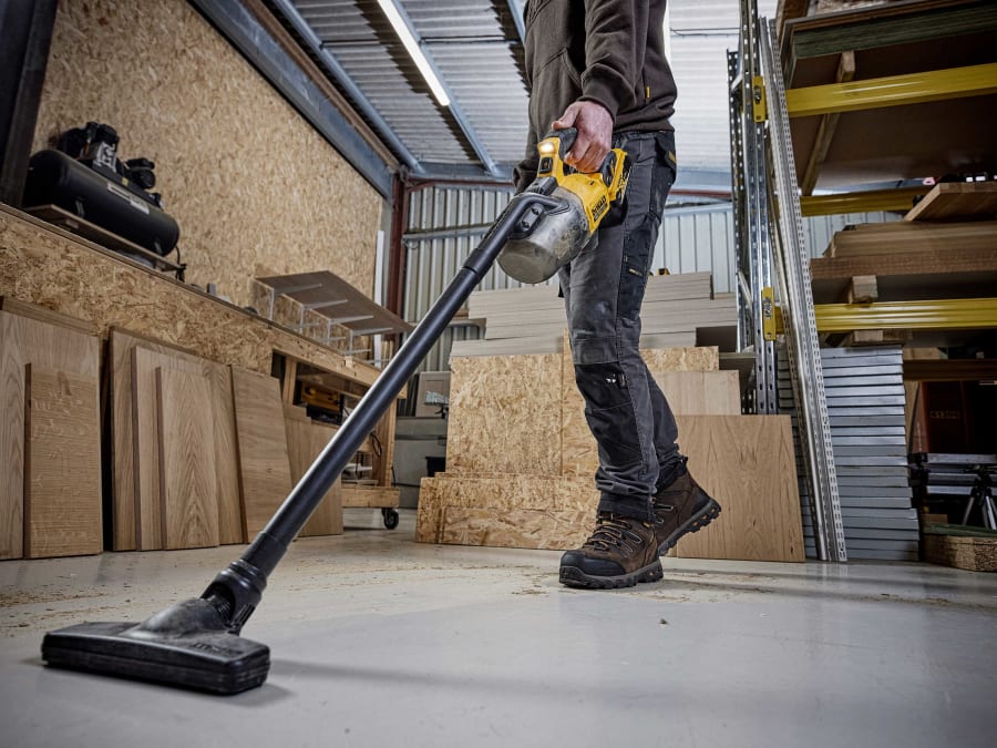 Dewalt DCV501LNXJ 18V L-Class Stick Vacuum