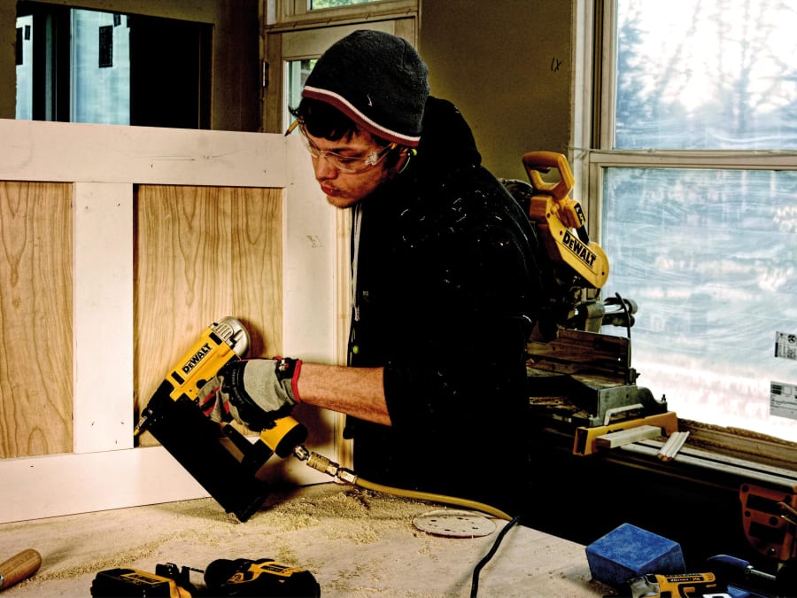 Dewalt Power Tools Dewalt DPN1850PPXJ 18 Gauge Brad Nailer