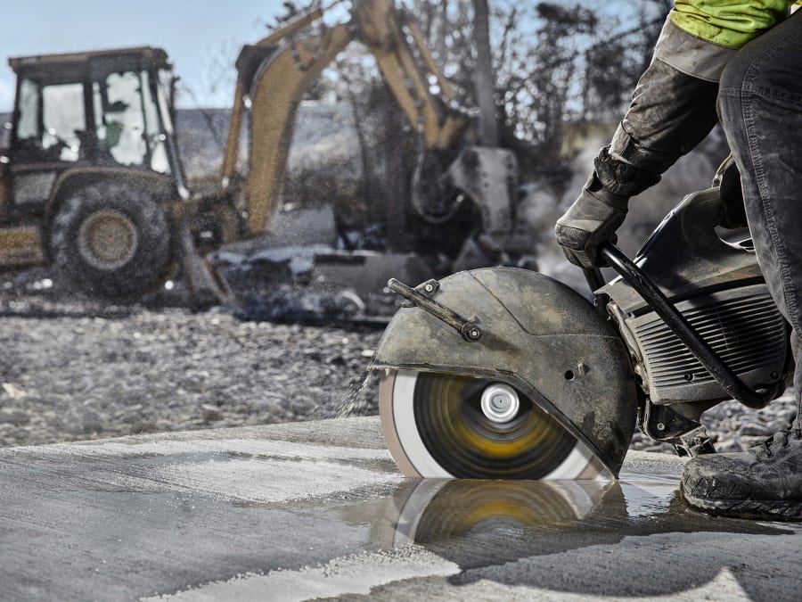 Dewalt DT20462QZ 230mm All Purpose Diamond Segmented Wheel