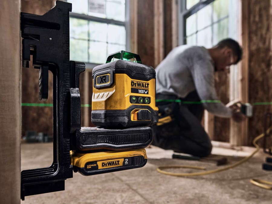Dewalt Power Tools Dewalt DCLE34031D1GB 18V 3 x 360° Multi Line Laser with 1 × 2.0Ah