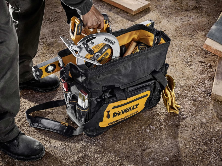 Dewalt Storage Dewalt DWST601041 Pro Tool Bag 20in