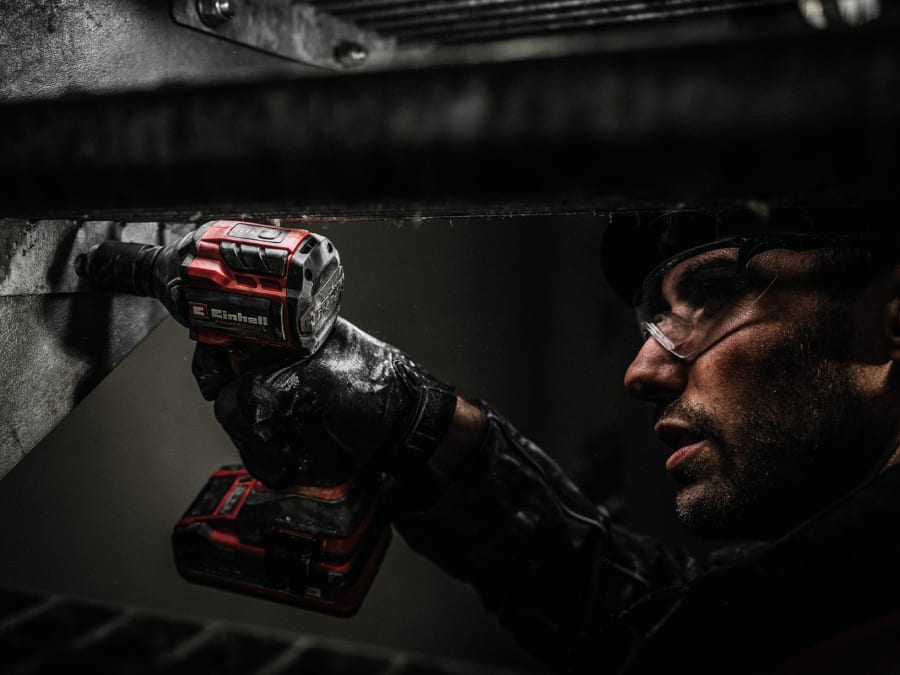 Einhell TP-CW 18/260-C Li BL 18V Brushless Impact Wrench Solo