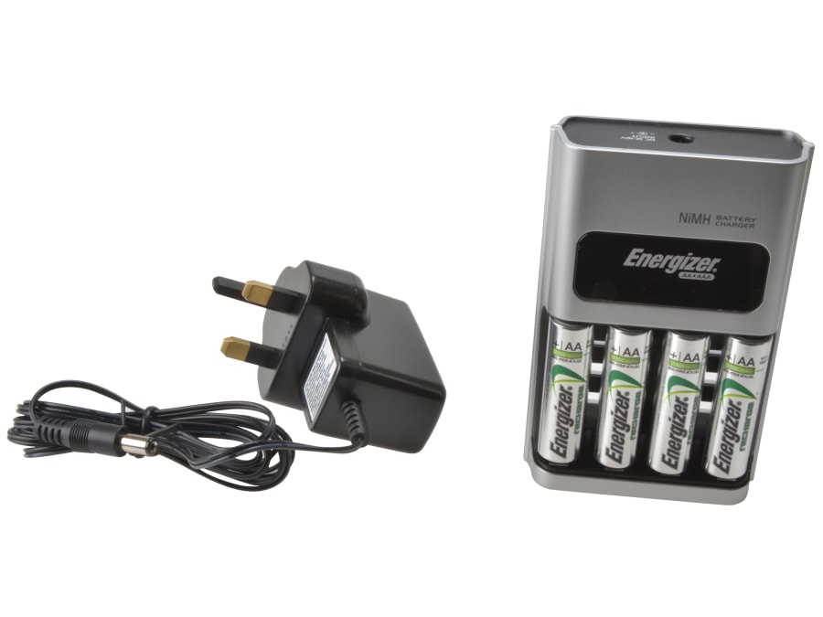 Energizer S623 1-Hour Battery Charger with 4 × AA Batteries