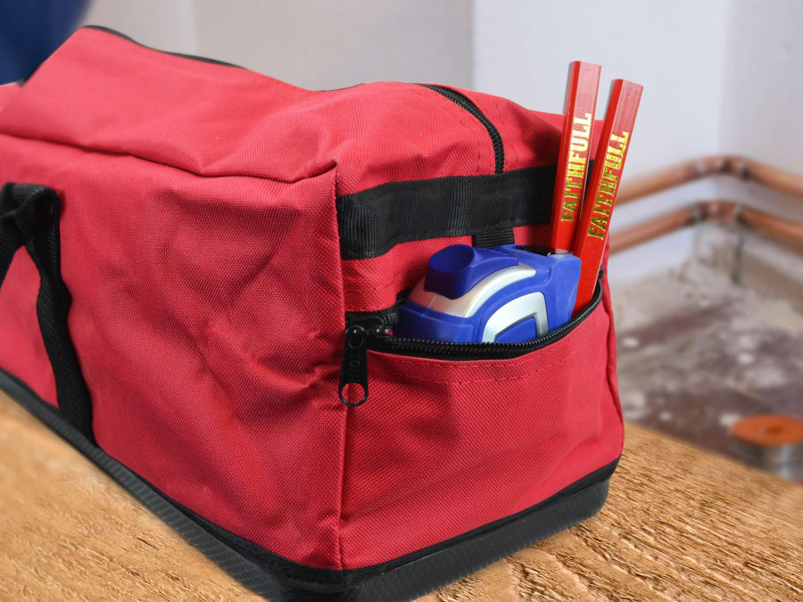 Faithfull FAIH24HB 61cm Hard Bottom Zip Top Holdall