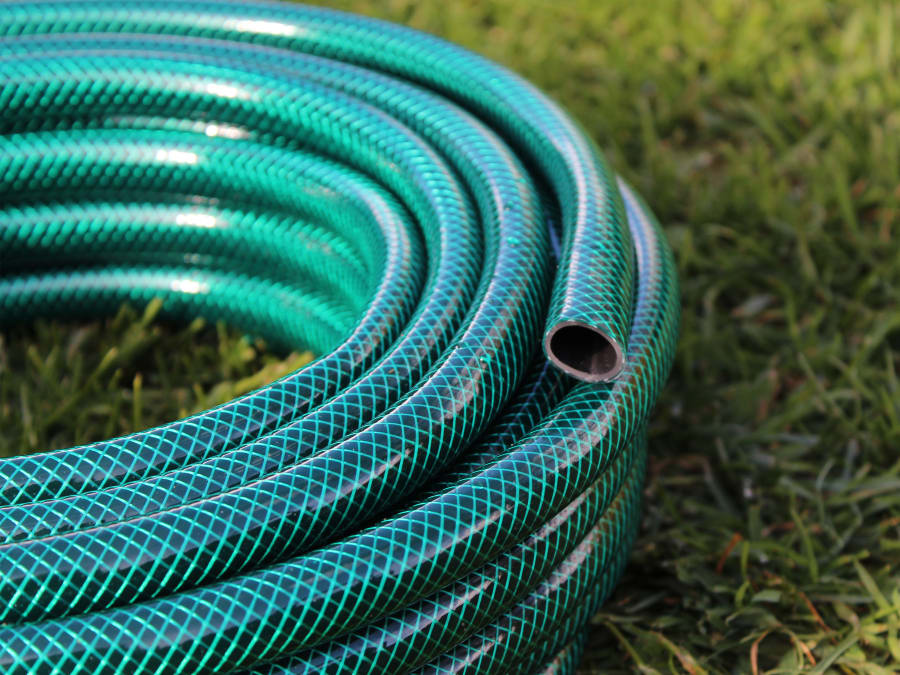 Faithfull FAIHOSE20AV 20m PVC Garden Hose with Fittings and Spray Gun