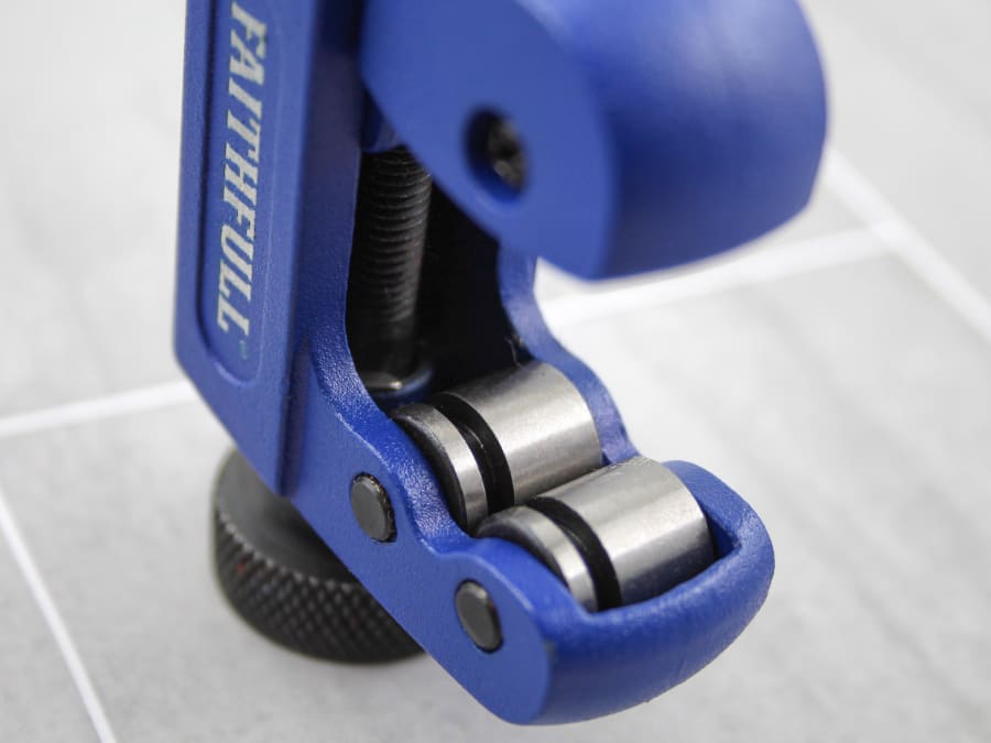 Faithfull FAIPC330M 3-30mm Pipe Cutter