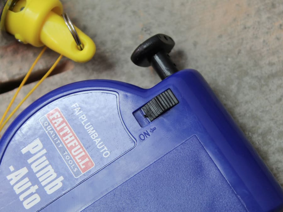 Faithfull FAIPLUMBAUTO Automatic Plumb Line 400g
