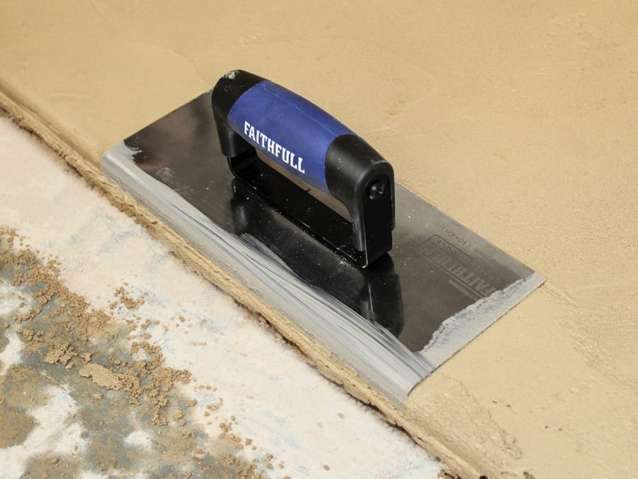 Faithfull FAIPTEDG10SS 10 x 4in Edging Trowel
