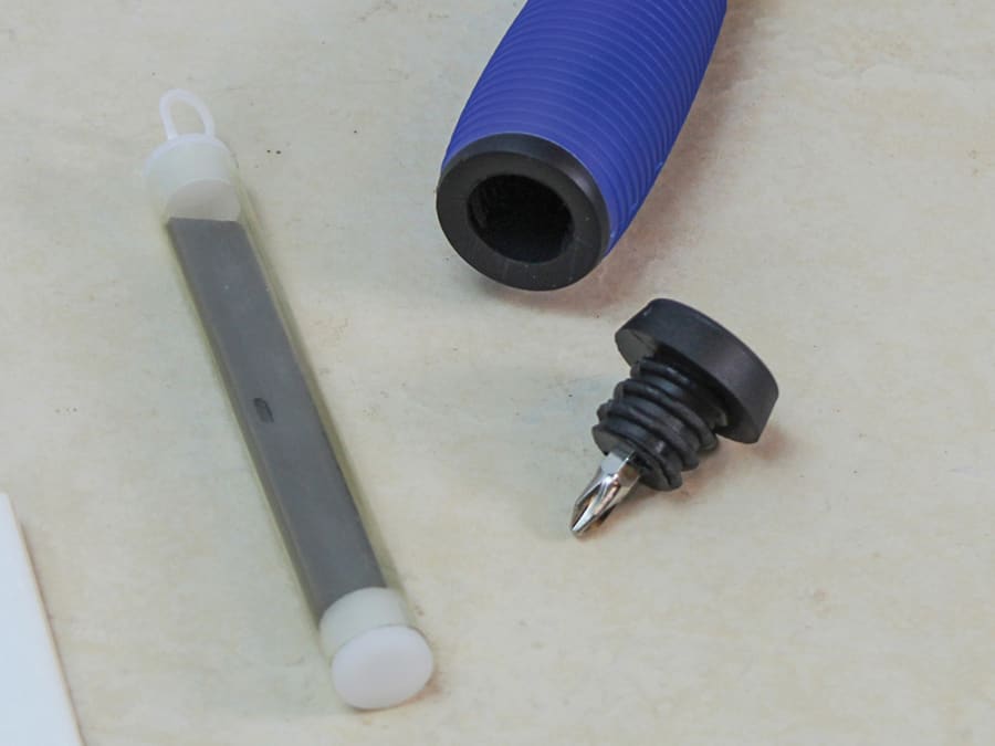 Faithfull FAISCRA100LH 100mm Long Handled Scraper