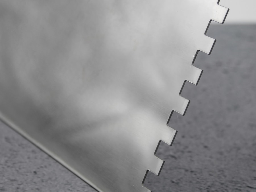 Faithfull FAISGTNOT6SS 6mm Serrated Notched Trowel with Soft Grip Handle