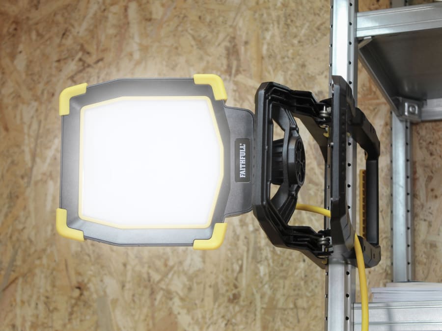 Faithfull Power Plus JF8700AC40W110V 40W 110V LED Clip Light