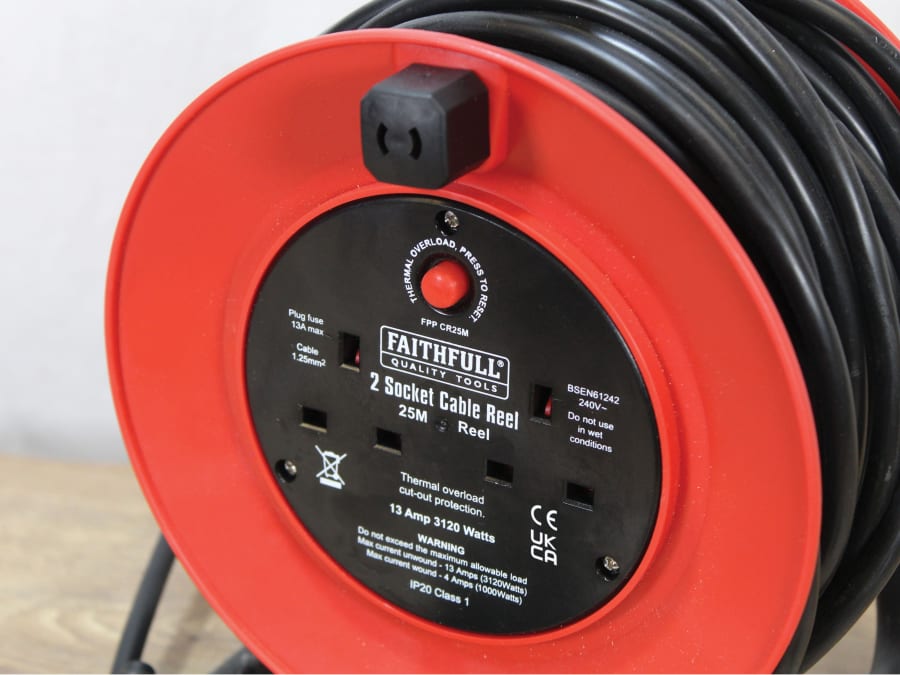 Faithfull Power Plus XP20E1 25m 2-Socket 240V Cable Reel