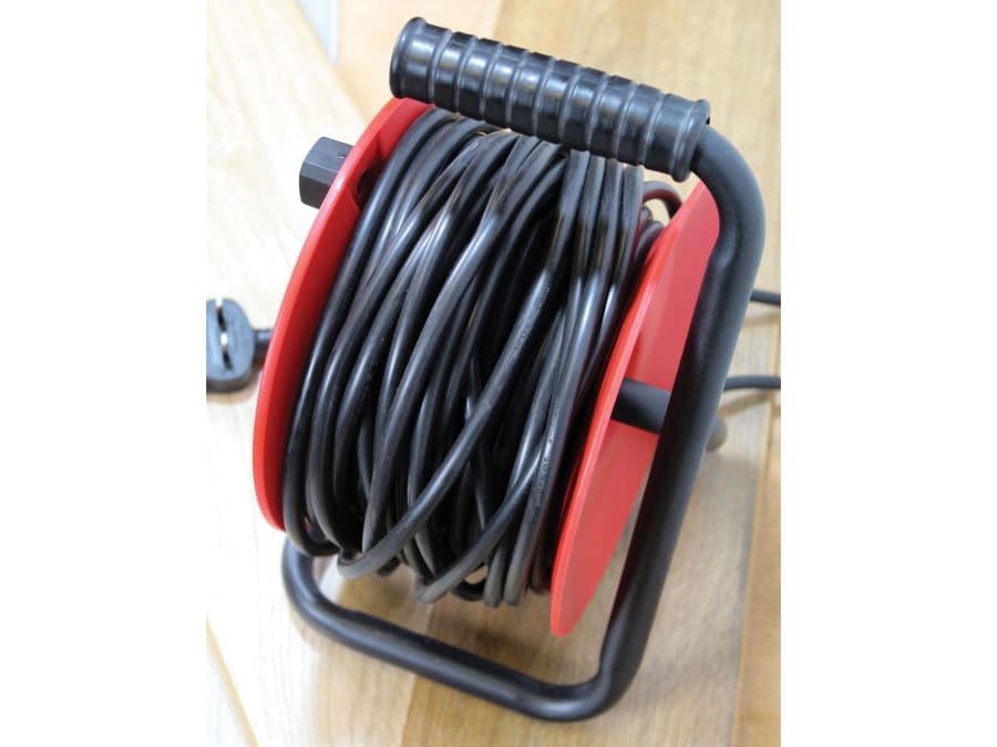 Faithfull Power Plus XP20E1 25m 2-Socket 240V Cable Reel