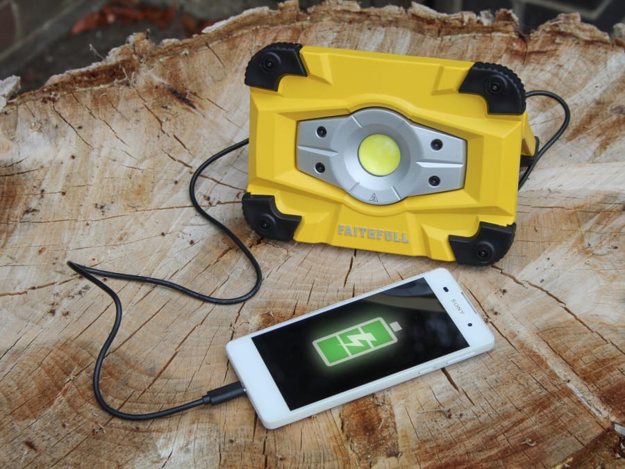 Faithfull Power Plus JF811020W 20W Rechargeable LED Work Light