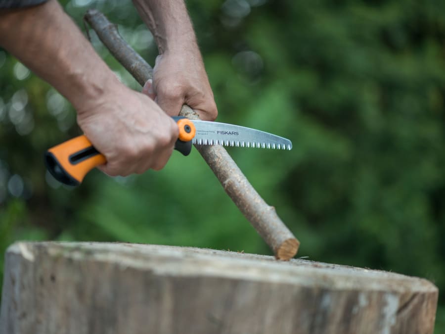 Fiskars 1000612 Xtract SW72 Builder's Saw