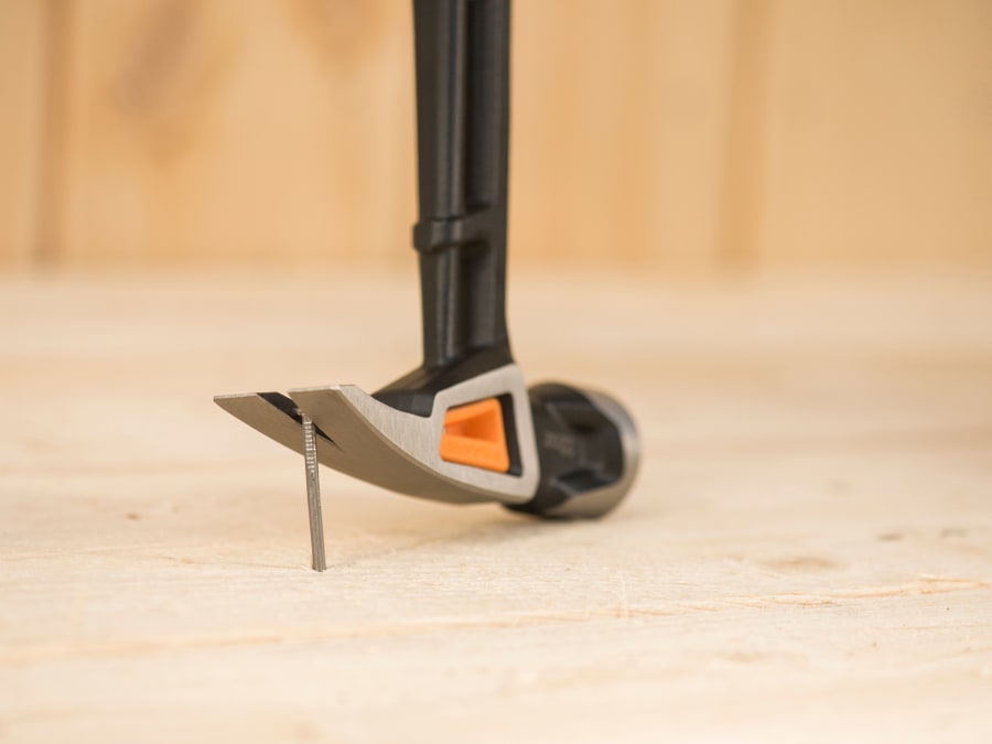 Fiskars 1020214 IsoCore General Use Hammer 570g