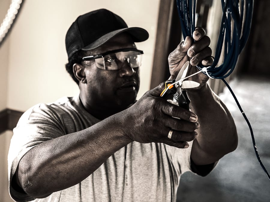 Fiskars 1027206 Heavy-Duty Utility Snips