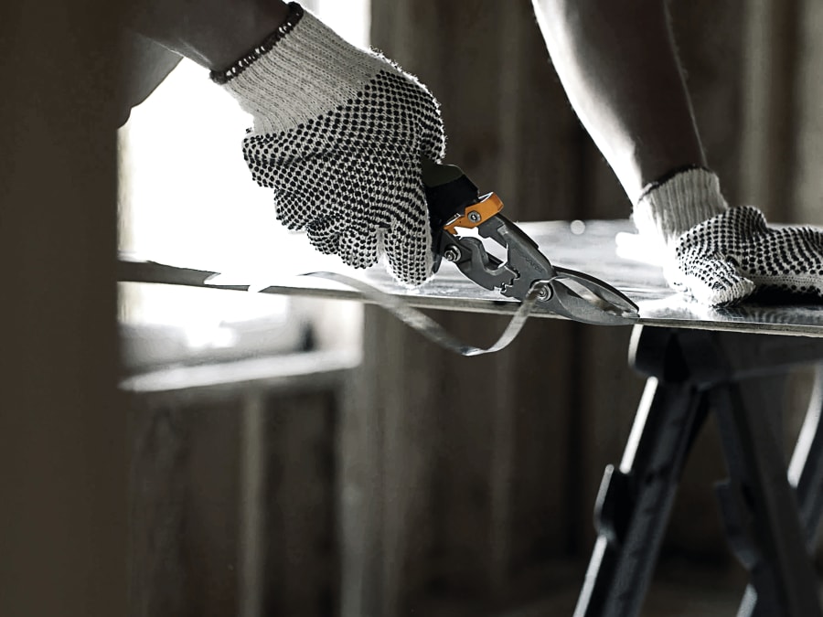 Fiskars 1027208 PowerGear™ Aviation Snips Right Cut 250mm