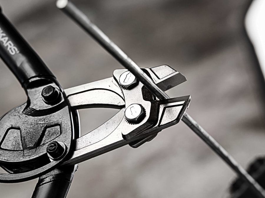 Fiskars 1027213 PowerGear Bolt Cutters 36cm