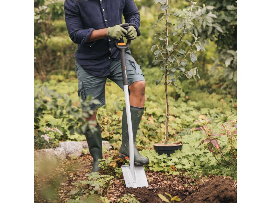 Fiskars 1066732 Xact Telescopic Pointed Spade