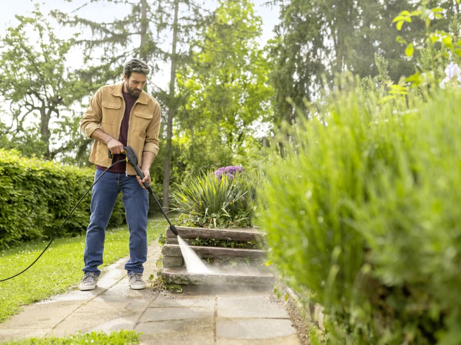 Karcher K 4 Classic Pressure Washer 130 bar 240V