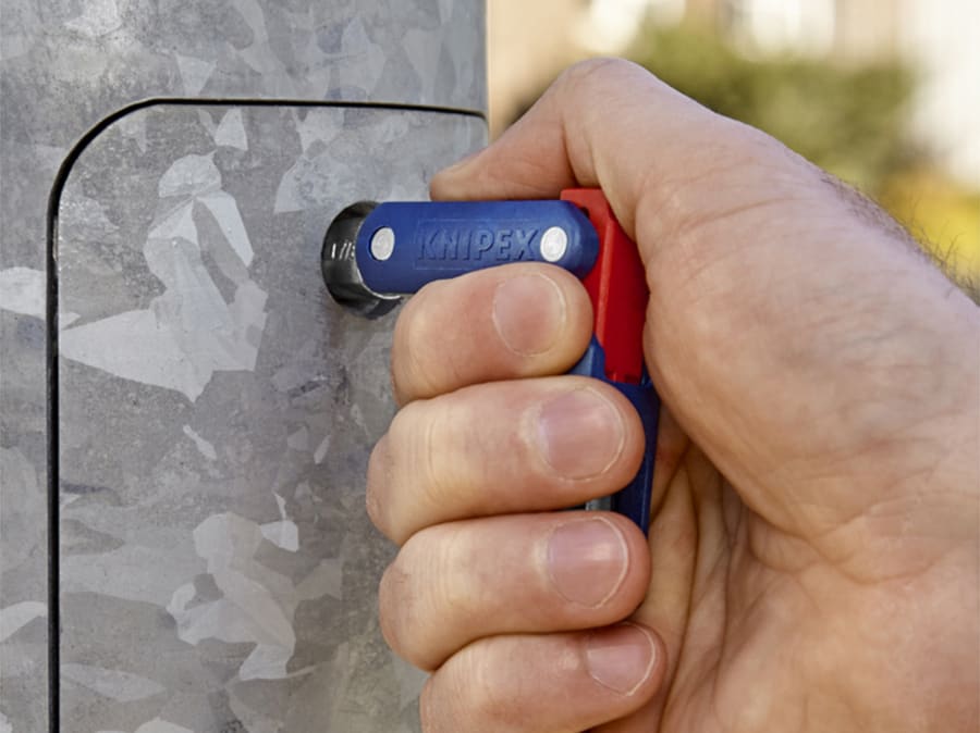 Knipex 001106V03 Control Cabinet Key