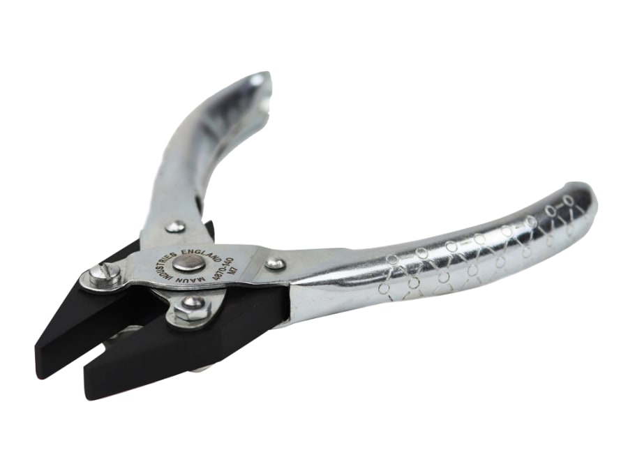 Maun 4870140 140mm Flat Nose Pliers Smooth Jaws