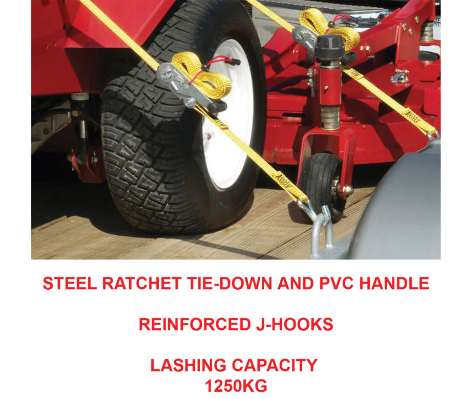 Master Lock 3058EURDAT 4.50m Ratchet Tie-Down with J-Hooks