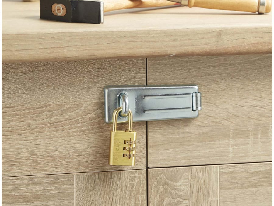 Master Lock 630EURD 30mm 3-Digit Combination Padlock