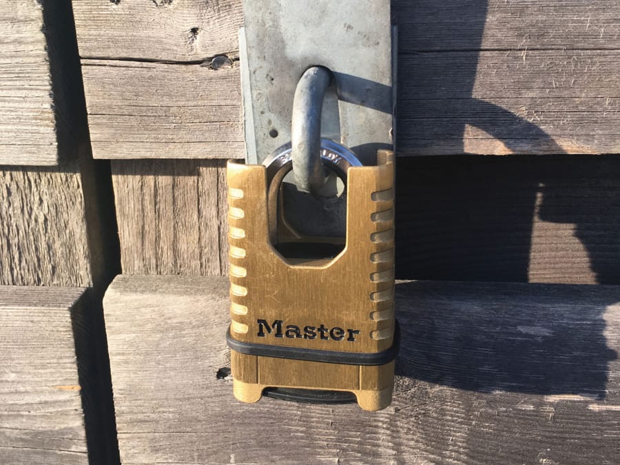 Master Lock M1177EURDCC 58mm Brass Combination Padlock
