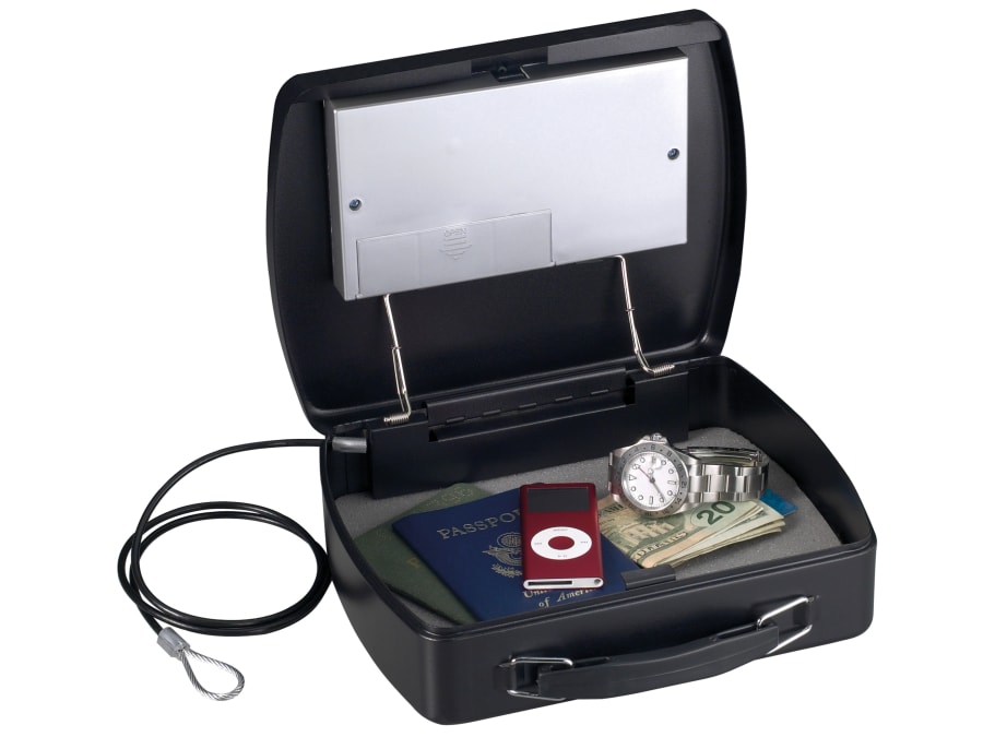 Master Lock P008EML Portable Digital Safe