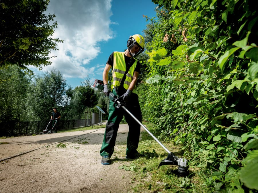 Metabo 601610850 36V FSD 36-18 LTX BL 40 Loop Handle Line Trimmer Bare Unit