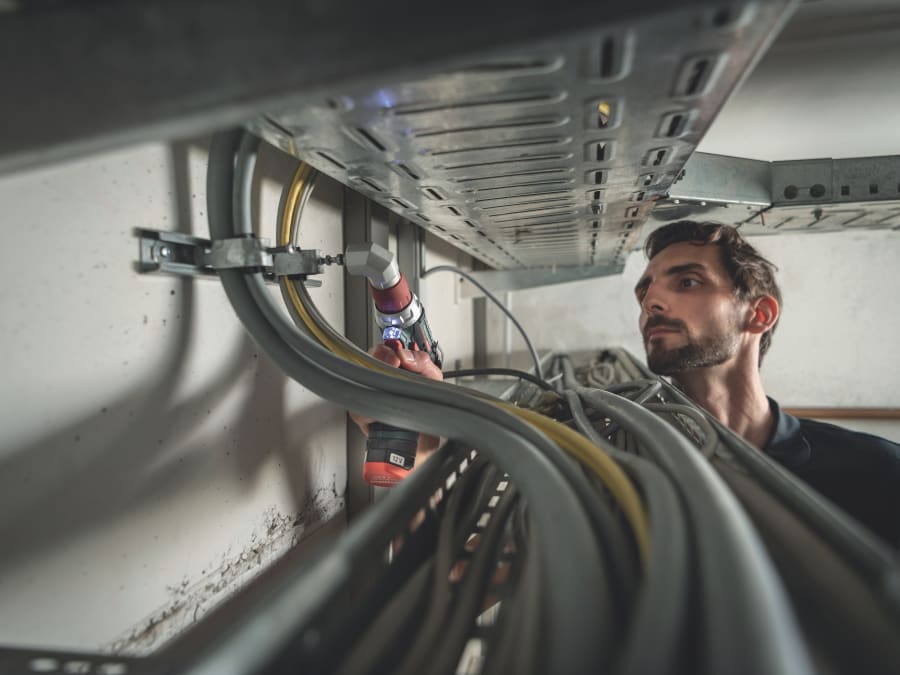 Metabo 601749590 PowerMaxx BS BL Q 12V Brushless Drill/Screwdriver with 2 × 2.0Ah